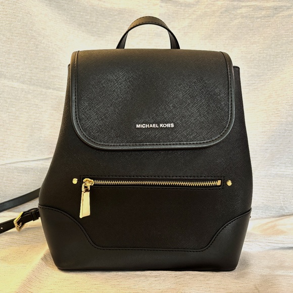 Michael Kors Harrison Medium Saffiano Leather Backpack - Picture 4 of 16